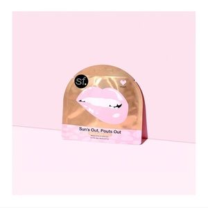 NWT 4 pack Gold Foil Lip Masks